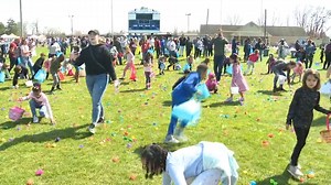 10K views · 80 reactions | The annual egg hunt returned to Mayor's Riverfront Park! 讀 Check out the "eggcellent" photos: https://wwmt.com/news/galleries/easter-egg-hunt-mayors-riverfront-park-kalamazoo-park-recreation-golden?photo=1 | News Channel 3 WWMT TV | Facebook