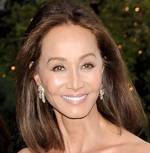 The Stunning Isabel Preysler — Positively Filipino | Online Magazine for Filipinos in the Diaspora