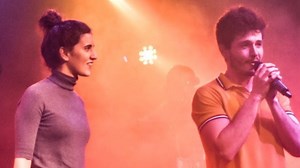 Miki Núñez lanza una versión de “Escriurem” en euskera