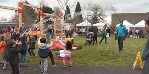 Community plaza opens with splash pad, swings, food carts in Tigard