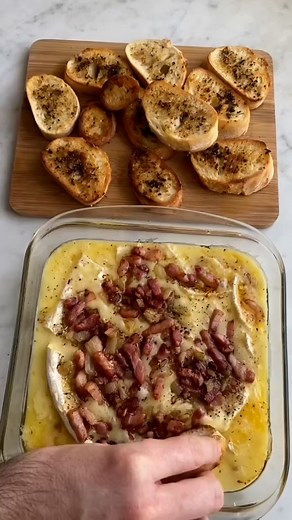 Brie au four, une recette de notre ami @totocuistot membre du club des créateurs Chefclub ! | Chefclub