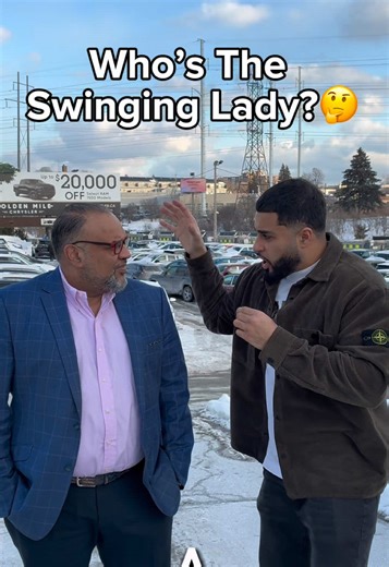 Who’s the swinging lady ?🤔 Golden Mile Chrysler🚗 1743 Eglinton Ave E North York 📍 #dealership #toronto #canada #cars #fyp