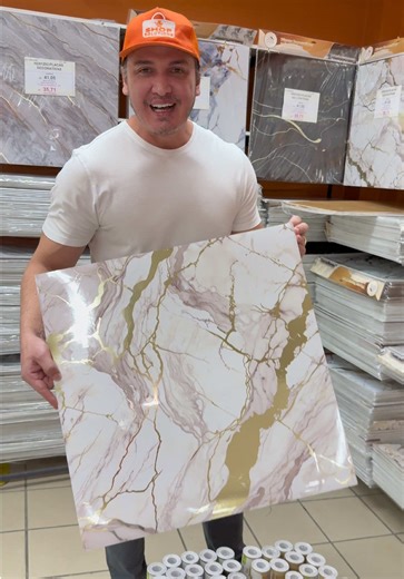 Placas Adesivas na Loja Shop Solutions em Manaus