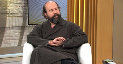 "Stranger Things" actor Brett Gelman discusses new book of short stories
