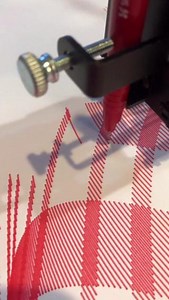 16 reactions | Check out these AMAZING pen plotter artworks by @wearelaurdesign! 朗 Absolutely stunning designs that will have you in awe. See it to believe it! 朗 #penplotter #artworks #beautiful #wearelaurdesign | IDraw Pen Plotter By UUNA TEK | Facebook