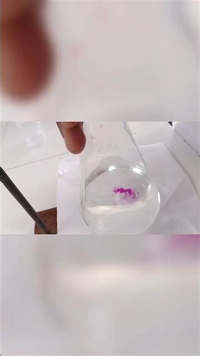 titration in Lab 🧪#pharmecy #science #shorts