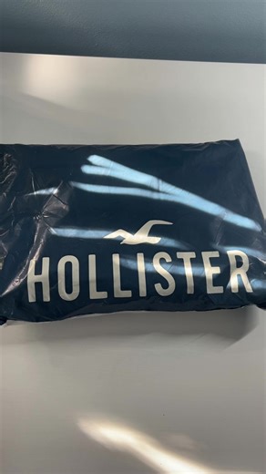 Stylish Hollister Clothing Haul and Try-On Review