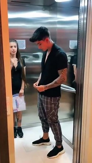 Kiss in lift | Couple things | romantic video | Woopieworld