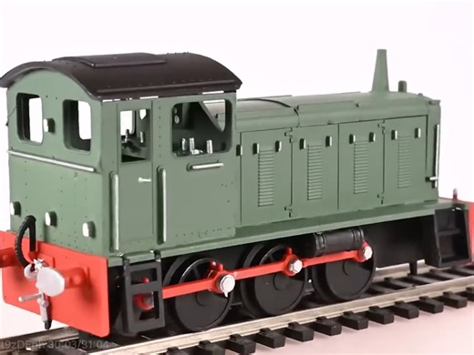 原up主sam展示记录他的第一台拼装版本1/76 OO比例英国铁路调机火车模型的视频搬运～dapol出品～轨道交通火车迷diesellocomotive火车头～