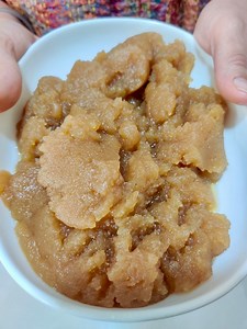 119K views · 638 reactions | Traditional meetha nani dadi ma ke time ka Text Recipe Link: https://www.zaykakatadka.com/recipe/atte-ka-halwa-atta-halwa-wheat-flour-halwa/ Atte ka halwa | 5 minute Veg Recipes | Facebook