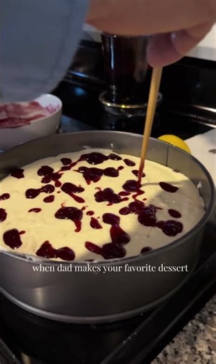 Homemade Raspberry Cheesecake