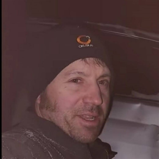 Spark Plug Thread Repair! #fblifestyle #greenscreen #mechaniclife #wheels #mechanictools #mechanicsoftiktok #mechanics #greenscreen #reels #reels2025 #ford #chevy #dieseltrucks #dieselpower | GoldWrenching