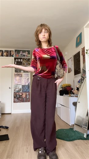 georgie on Instagram: "i have never worked as a waitress at a cocktail bar i’m lying to you"