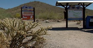 Dogs banned from PHX trails during extreme heat