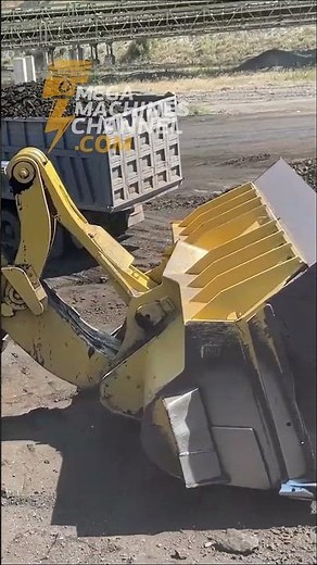Caterpillar 992G Wheel Loader Loading Coal !! #wheelloader