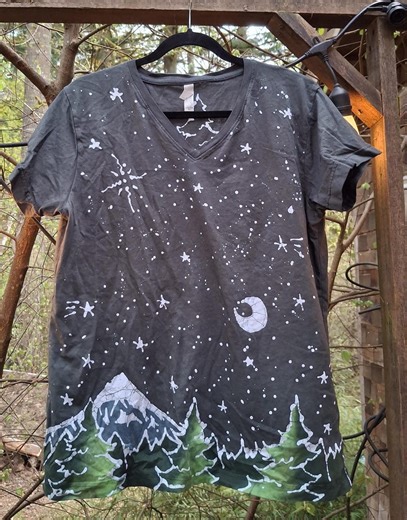 Women's XL Batik Trees on the Bottom Nature Scene Tee - Etsy