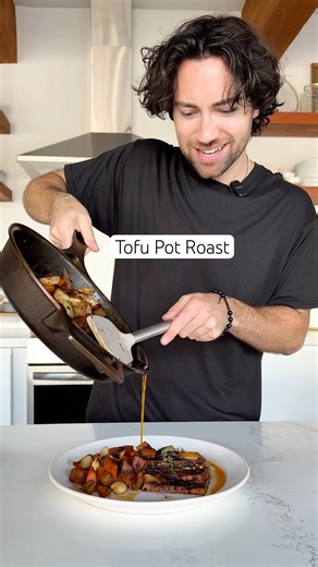 High Protein Tofu Pot Roast #easyrecipes #tofu #highprotein #onepotmeal #cookingshorts