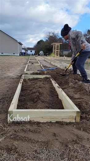 157K views · 705 reactions | Building a garden home gardening #gardenideas #diyproject #gardenbed #trellis #garden | Kabsat | Facebook