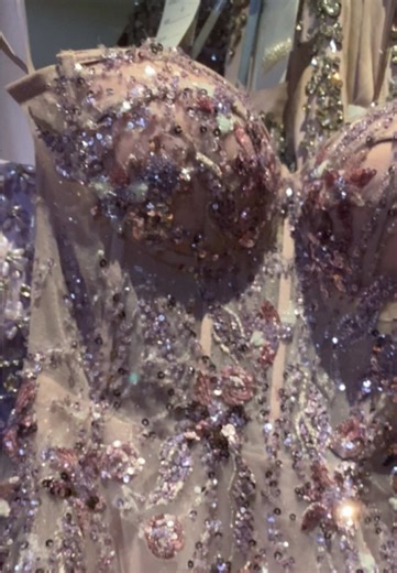 Sweet, sparkly, and straight out of a dream 💕✨ This pink strapless A-line prom dress features delicate floral embroidery and soft shimmering sequins 🌸 Light, romantic, and made to twirl all night ✨ Perfect for girls who want to feel pretty, not overdone 💗 Want to see the full try-on or close-up details? Comment “PINK” 💬 #promdress #pinkpromdress #alineprom #sweetstyle #fyp