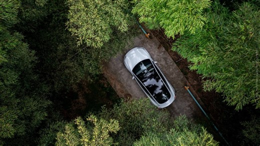 Tesla’s massive Q3 update reaffirms it’s not just a car company anymore