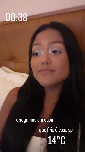 Caila stories no TikTok