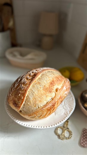 Hi i’m Vitaliya C. | Sourdough | Love how the cuts with the scissors create little hearts 💕 #sourdough #sourdoughbread #homemade #fermentation #sourdoughclub | Instagram
