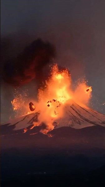 MOUNT FUJI EXPLODES #shorts