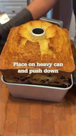 Baking Pound Cake in a 2 Piece Square Tube Pan oldcountrykitchenware.com