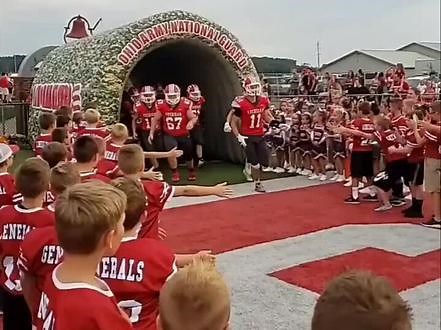 美式足球，不太懂规则，对抗太激烈了！#足球 #橄榄球 #足球足球足球