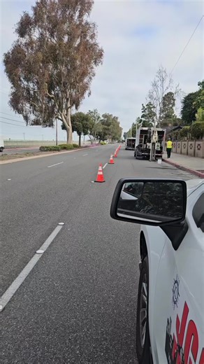 traffic control life (@jb_carlos)’s videos with original sound - traffic control life