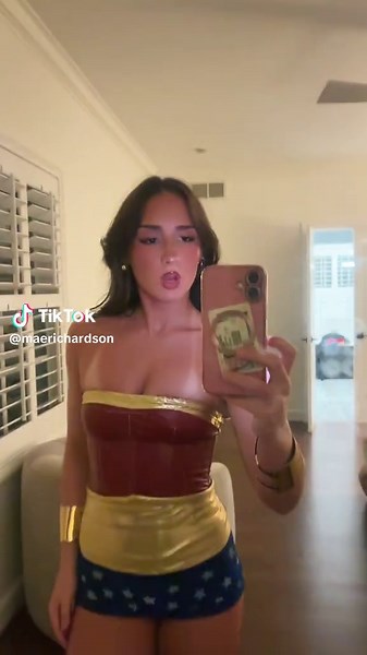 DIY Wonder Woman Costume Ideas for Halloween