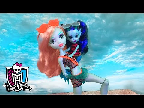 Face the Tide, Ebbie! | Monster High