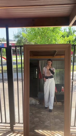 Videos de Brandon A. Tapia (@alan_b_tapia_ponce) con “YOGURCITO REMIX (feat. Kris R., ROA) - Blessd & Anuel AA & Yan Block & Luar La L”