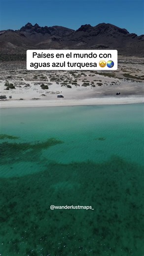 Países al rededor del mundo con aguas azul turquesa 🤩 Si estás buscando los mejores destinos para nadar en hermosas aguas azul turquesa, estos lugares agrégalos en tu bucket list 📋 📍Mexico 📍EE.UU 📍Polinesia Francesa 📍Canadá 📍Tailandia Etiqueta a la persona que te tiene que llevar 👇🏼 🎥: video por neaga @manumard &wanderlustmaps_ y edición por @wanderlustmaps_