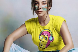 Girl With Makeup Round Neck T-Shirt Mockup FREE PSD | Hyperpix