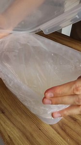 830K views · 53K reactions | PÃO RÚSTICO PARA INICIANTES - Receita sem sova com apenas 4 ingredientes  INGREDIENTES - 360 g (3 xícaras) de farinha de trigo - 7 g (1 ½ colher de chá) de sal - 4 g (1 ½ colher de chá) de fermento biológico seco instantâneo - 216 g (1 xícara) de água  UTENSÍLIOS E INSUMOS Papel manteiga antiaderente https://amopaocaseiro.com.br/link/papel-manteiga/ ▶️ CANAL NO YOUTUBE https://www.youtube.com/amopaocaseiro | Amo Pão Caseiro | Facebook