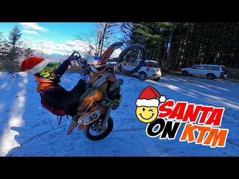 Winter Motocross Dirt Bike STUNTS in SNOW ❄️ Motorcycle FAILS & SAVES 2025