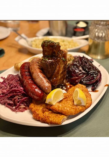 Best Foods to Try in Leavenworth — First Day Food Guide