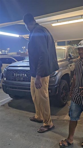 1.4M views · 32K reactions | I meet this our African brother from Zambia at dealership tallest man see how short he made me look who send me 藍 | Odogwu Arab money | Facebook