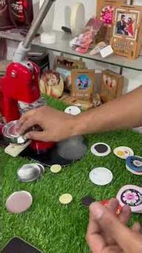 Round Fridge Magnets Badge Making Machine