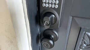 Watch How to use the Smart Number Lock ﹙Best Lock & Knob Combo﹚ on Amazon Live