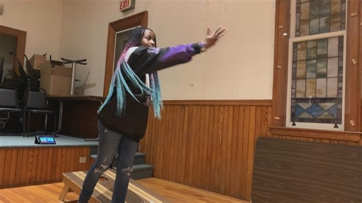 Maine middle school student taking on adult world of competitive cornhole