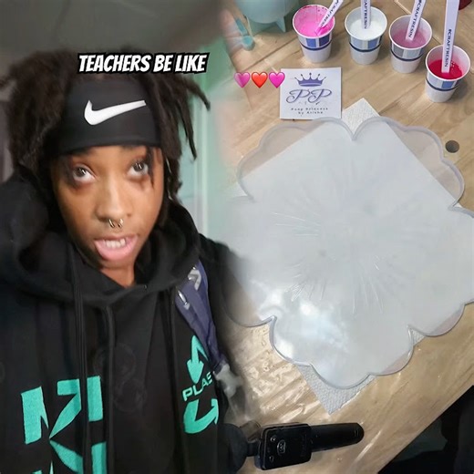 Things teachers do that annoy me (Part 1) comment ur favorite emoji for a ❤️