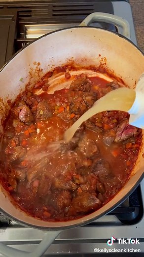 Mastering the Art of Stewing: Essential Cooking Techniques
