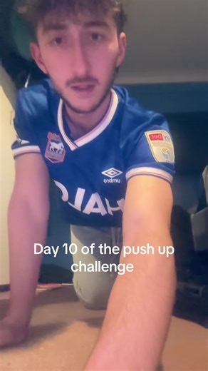 Day 10 of the push up challenge. No bars today as in a rush #addingonepushupeachday #physicalstrength #pushups #gym #series