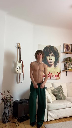 70s and 80s Inspired Punk Outfit Ideas