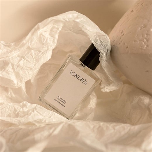 Glass Cosmetic Bottle Mockup, Label Branding Mockup, Product Packaging Mockup, Clear Bottle Mockup, Beauty Bottle Mockup PSD - Etsy