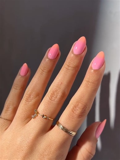 Stunning Pink Ombre Nails for Your Next Look