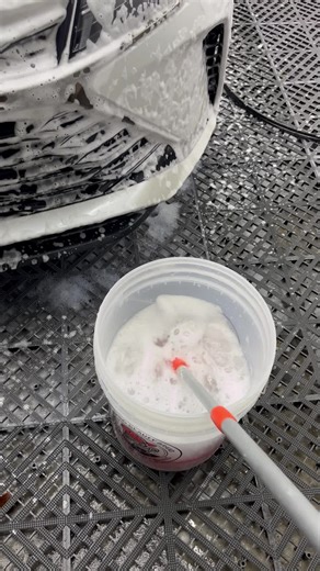 Starting fresh and already loving the journey! Our microfiber car wash mop is here to make cleaning easier, faster, and smoother. Built for car lovers, by car lovers. #carcleaning #startupsupport #carcarelife #new brand #carwashmop