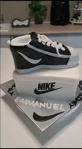NIKE shoe and shoe box cake design